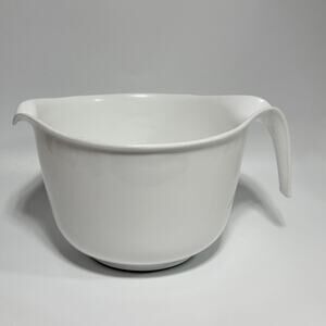 Vintage Rubbermaid 12 Cup WHITE Batter Mixing Bowl Spout Handle #2663